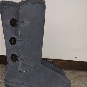 Blueish-Grey Bear-paw boots